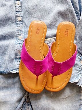 UGG Women’s Hot Pink Suede Thong Sandals